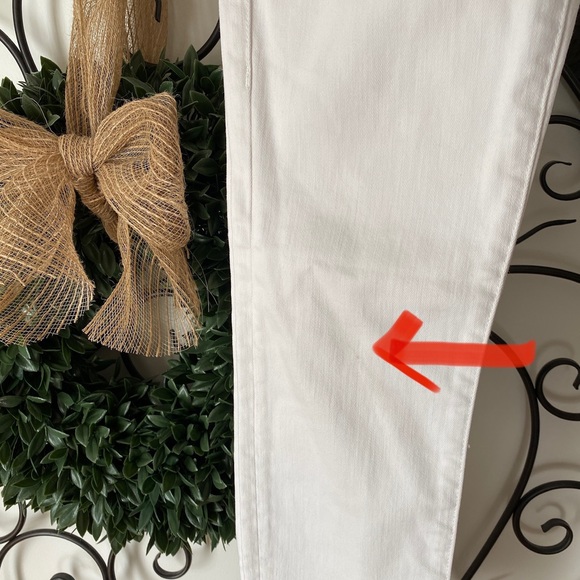 CAbi White Skinny Jeans - Picture 6 of 6